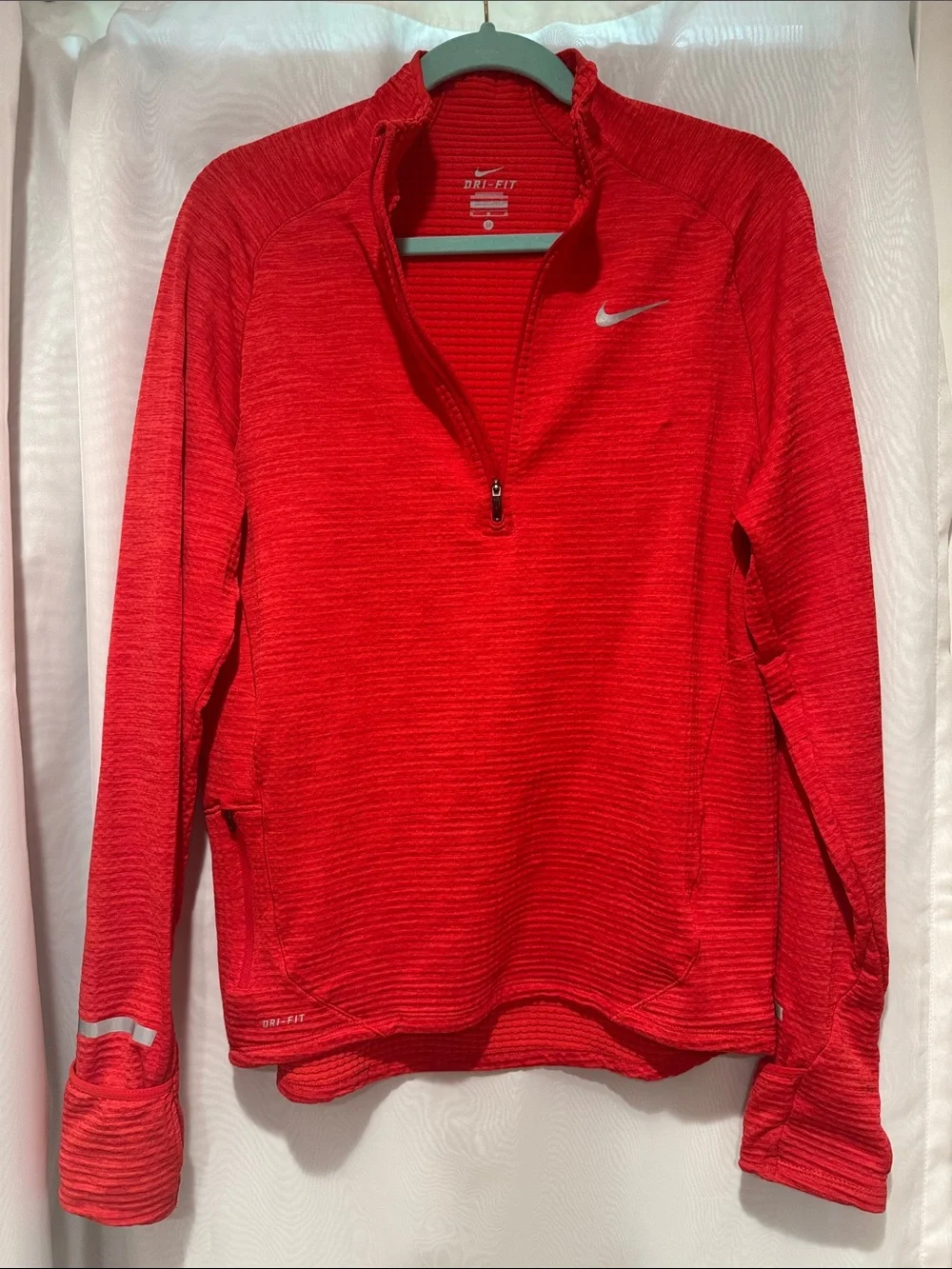 Nike Red Half-Zip Performance Pullover Nike dry fit reflection and thumb/hand